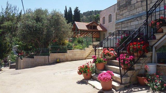 Rosary Sister Guest House Ein Karem Jerusalem Eksteriør billede